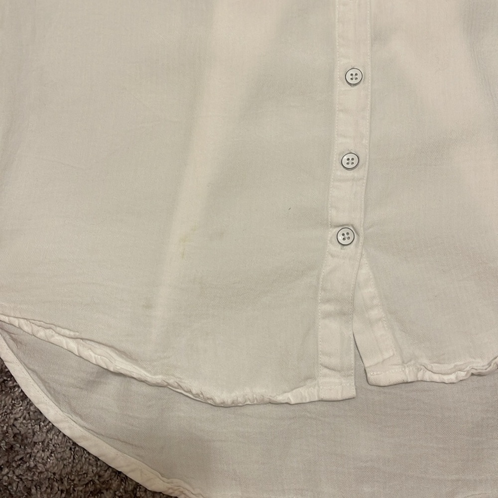 Women's Harper White Short-Sleeve Button Down - Picture 8 of 11